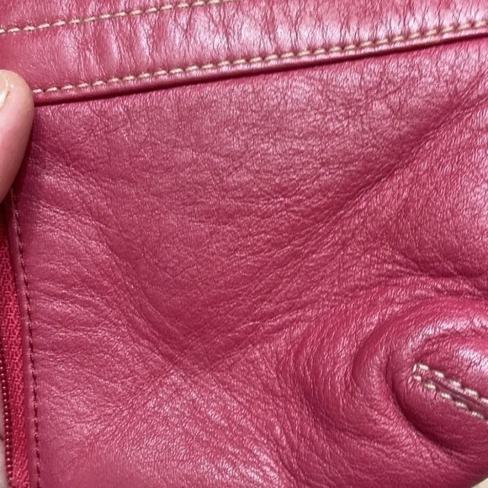 Coach vintage y2k pink leather soho wristlet mini bag